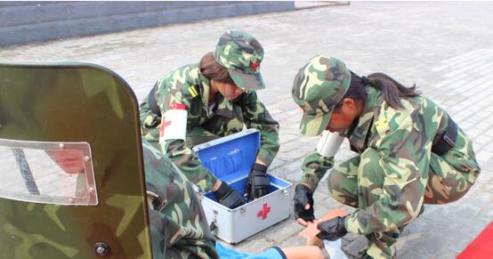 軍事夏令營和軍訓(xùn)的區(qū)別是什么？